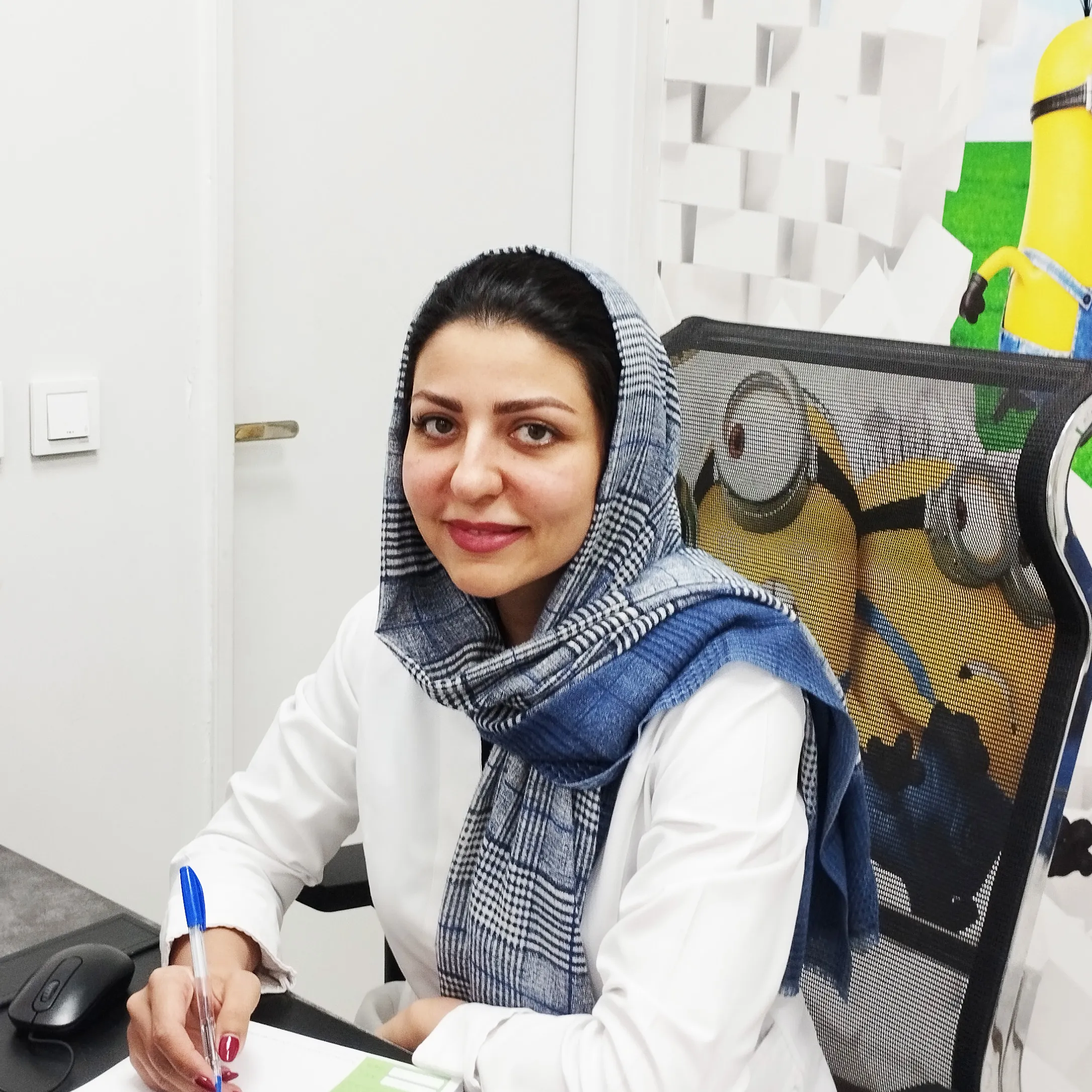 یاسمن خزاعی